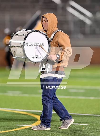 Thumbnail 2 in Chico vs Hawley (UIL 2A Bi-district) photogallery.