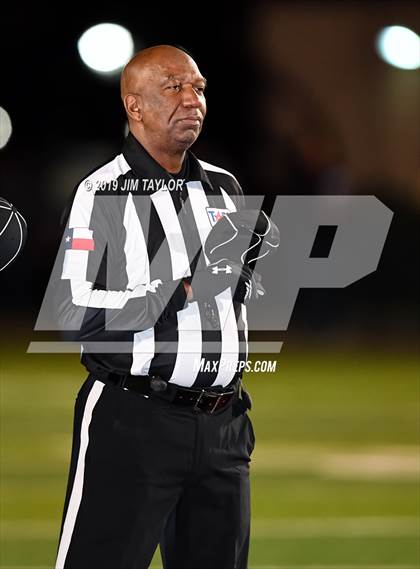 Thumbnail 1 in Chico vs Hawley (UIL 2A Bi-district) photogallery.