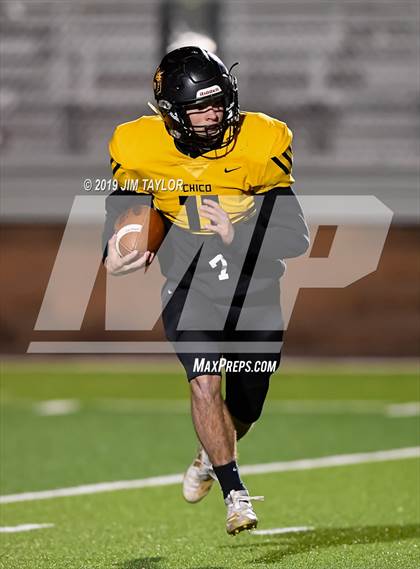 Thumbnail 3 in Chico vs Hawley (UIL 2A Bi-district) photogallery.