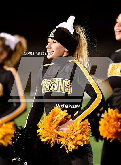 Thumbnail 2 in Chico vs Hawley (UIL 2A Bi-district) photogallery.