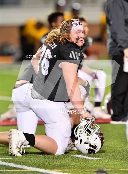 Thumbnail 1 in Chico vs Hawley (UIL 2A Bi-district) photogallery.