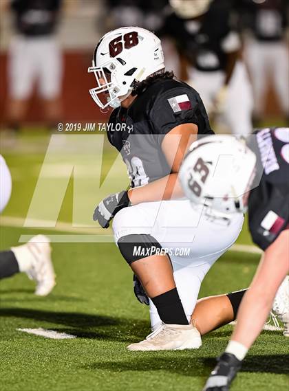 Thumbnail 2 in Chico vs Hawley (UIL 2A Bi-district) photogallery.