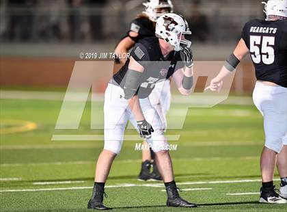 Thumbnail 3 in Chico vs Hawley (UIL 2A Bi-district) photogallery.