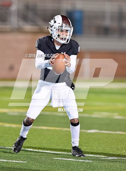 Thumbnail 1 in Chico vs Hawley (UIL 2A Bi-district) photogallery.