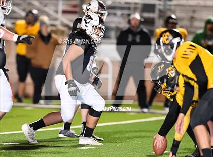 Thumbnail 2 in Chico vs Hawley (UIL 2A Bi-district) photogallery.