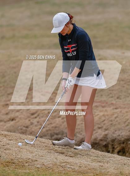 Thumbnail 2 in Esther Cannizzo Invitational (Round 1) photogallery.