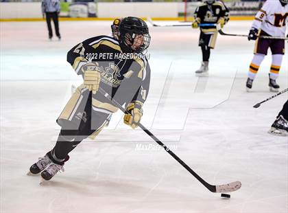 Thumbnail 2 in Paramus Catholic @ Madison photogallery.