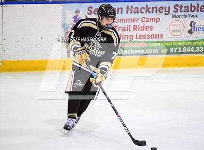 Thumbnail 2 in Paramus Catholic @ Madison photogallery.