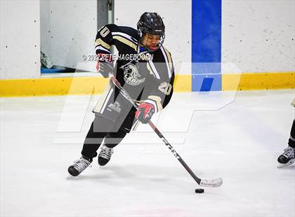 Thumbnail 3 in Paramus Catholic @ Madison photogallery.