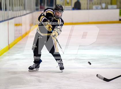 Thumbnail 1 in Paramus Catholic @ Madison photogallery.