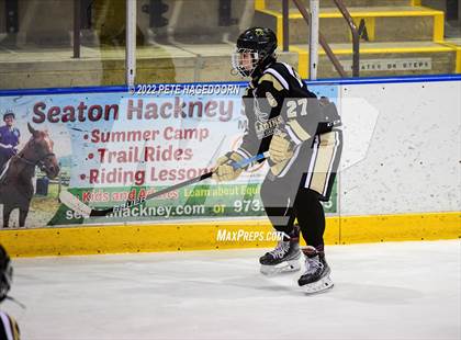 Thumbnail 1 in Paramus Catholic @ Madison photogallery.