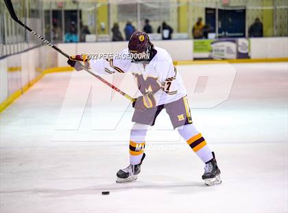 Thumbnail 2 in Paramus Catholic @ Madison photogallery.