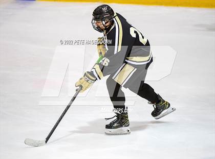Thumbnail 2 in Paramus Catholic @ Madison photogallery.