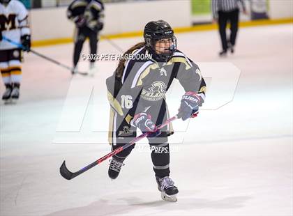Thumbnail 2 in Paramus Catholic @ Madison photogallery.