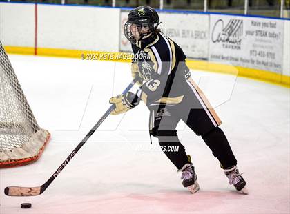 Thumbnail 3 in Paramus Catholic @ Madison photogallery.