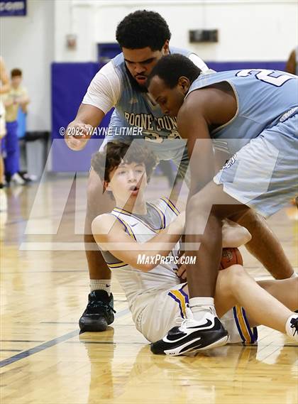 Thumbnail 2 in Boone County @ Newport Central Catholic photogallery.
