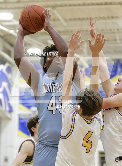 Thumbnail 3 in Boone County @ Newport Central Catholic photogallery.