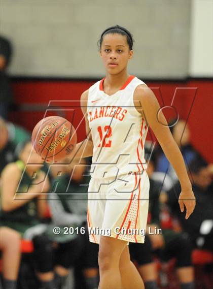 Thumbnail 3 in Orange Lutheran vs. Lakeside (CIF SoCal Regional D3 Final) photogallery.