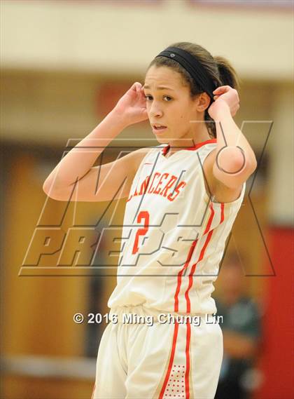 Thumbnail 1 in Orange Lutheran vs. Lakeside (CIF SoCal Regional D3 Final) photogallery.