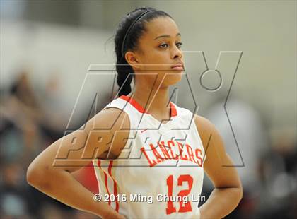 Thumbnail 2 in Orange Lutheran vs. Lakeside (CIF SoCal Regional D3 Final) photogallery.