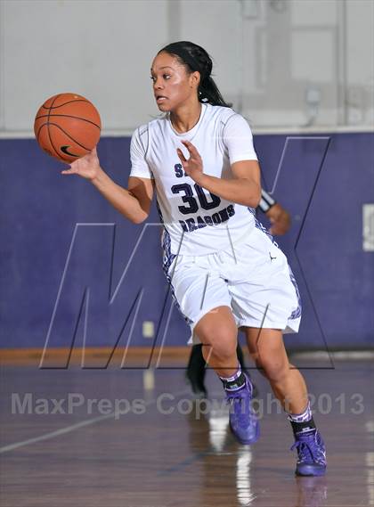 Thumbnail 2 in Sheldon vs. Sacramento (St. Hope Classic) photogallery.