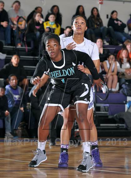 Thumbnail 1 in Sheldon vs. Sacramento (St. Hope Classic) photogallery.