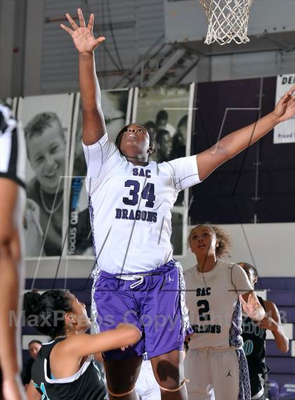 Thumbnail 3 in Sheldon vs. Sacramento (St. Hope Classic) photogallery.