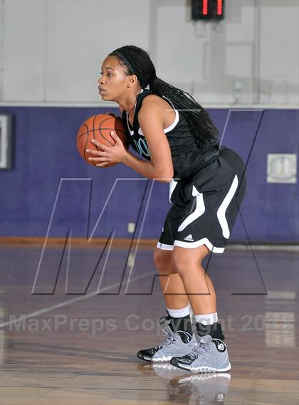 Thumbnail 1 in Sheldon vs. Sacramento (St. Hope Classic) photogallery.