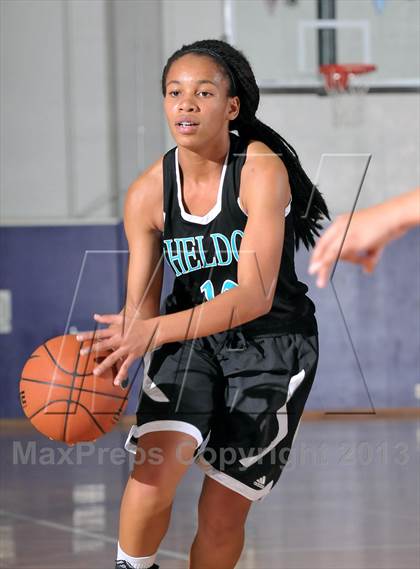 Thumbnail 1 in Sheldon vs. Sacramento (St. Hope Classic) photogallery.