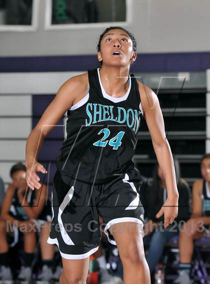 Thumbnail 2 in Sheldon vs. Sacramento (St. Hope Classic) photogallery.