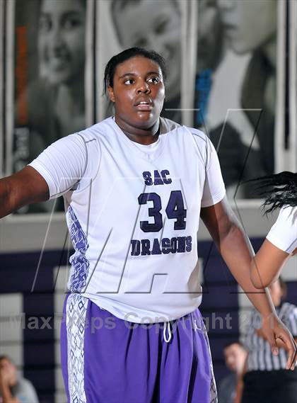 Thumbnail 3 in Sheldon vs. Sacramento (St. Hope Classic) photogallery.