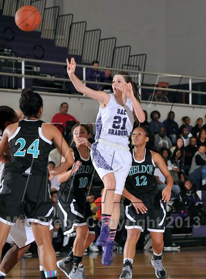 Thumbnail 2 in Sheldon vs. Sacramento (St. Hope Classic) photogallery.