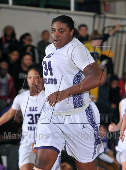 Thumbnail 2 in Sheldon vs. Sacramento (St. Hope Classic) photogallery.