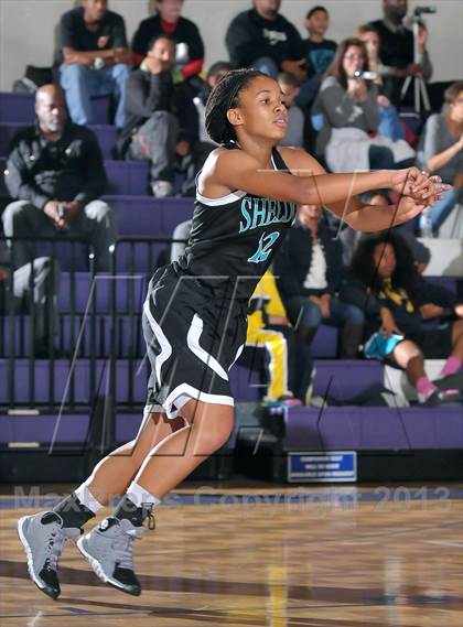 Thumbnail 2 in Sheldon vs. Sacramento (St. Hope Classic) photogallery.
