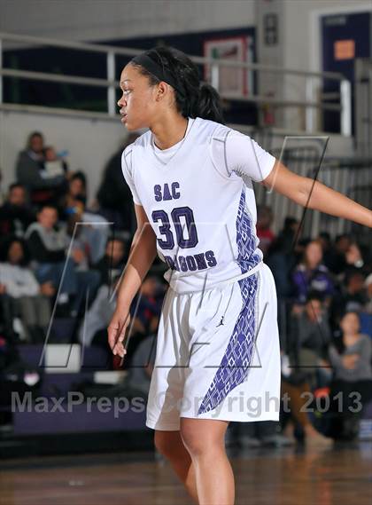 Thumbnail 1 in Sheldon vs. Sacramento (St. Hope Classic) photogallery.