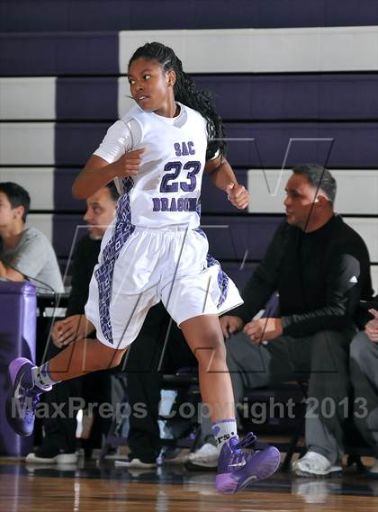 Thumbnail 1 in Sheldon vs. Sacramento (St. Hope Classic) photogallery.