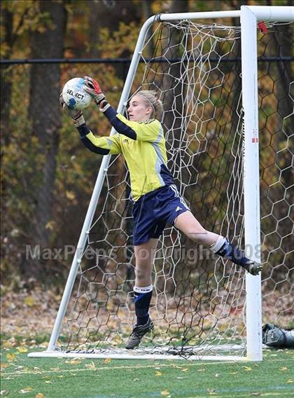 Thumbnail 3 in Randolph vs Ridgewood (NJSIAA North 1 Group 4 Semifinal) photogallery.