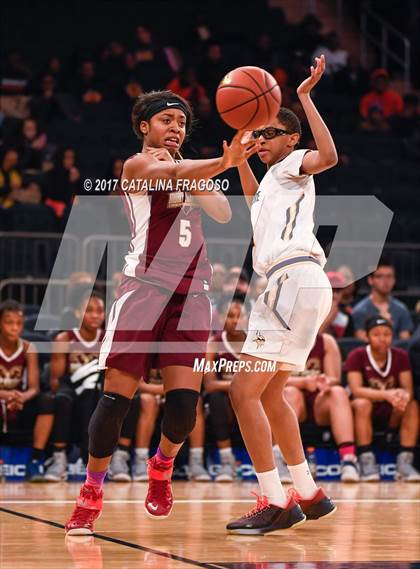 Thumbnail 1 in South Shore vs. Murry Bergtraum (PSAL AA Final) photogallery.