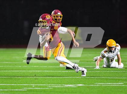 Thumbnail 1 in Ferndale @ O'Dea  (WIAA 3A First Round) photogallery.