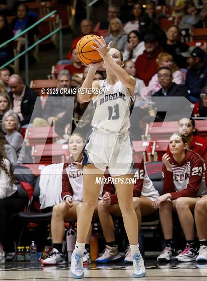 Thumbnail 3 in Cedar vs. Ridgeline (UHSAA 4A Quarterfinal) photogallery.