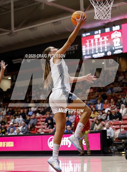 Thumbnail 3 in Cedar vs. Ridgeline (UHSAA 4A Quarterfinal) photogallery.