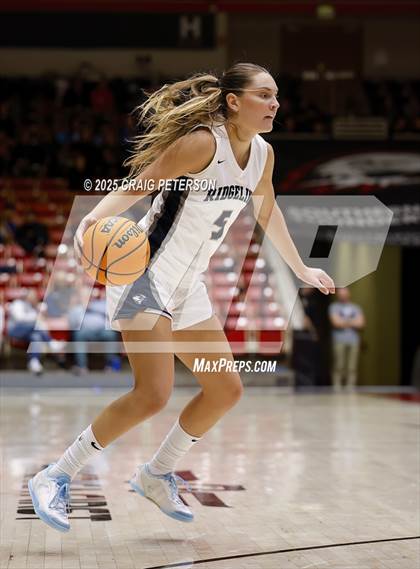 Thumbnail 2 in Cedar vs. Ridgeline (UHSAA 4A Quarterfinal) photogallery.