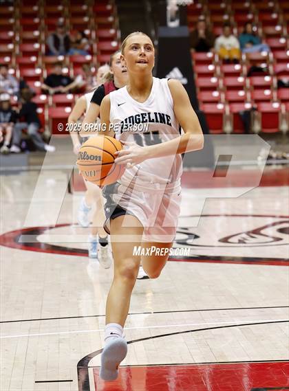 Thumbnail 3 in Cedar vs. Ridgeline (UHSAA 4A Quarterfinal) photogallery.