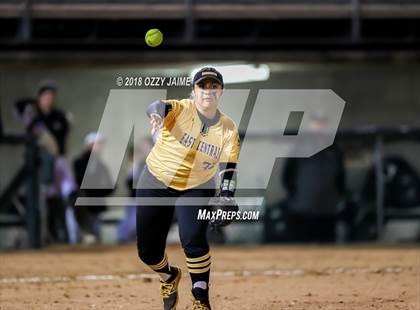 Thumbnail 2 in Clark vs East Central photogallery.