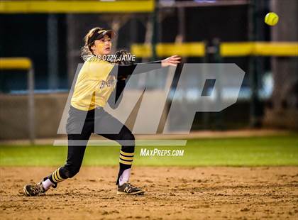 Thumbnail 2 in Clark vs East Central photogallery.
