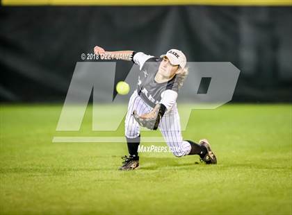 Thumbnail 3 in Clark vs East Central photogallery.