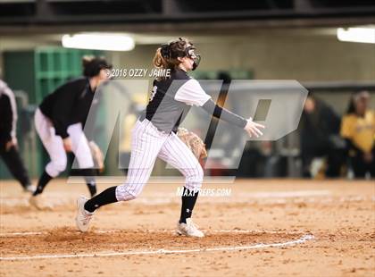 Thumbnail 3 in Clark vs East Central photogallery.