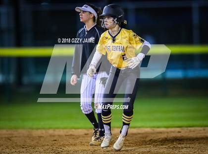Thumbnail 3 in Clark vs East Central photogallery.