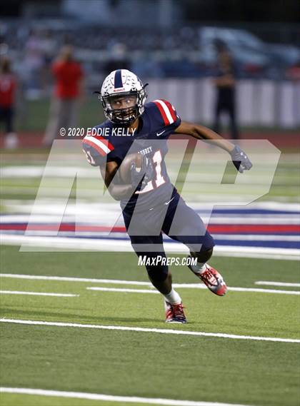 Thumbnail 3 in Terrell @ Aubrey photogallery.