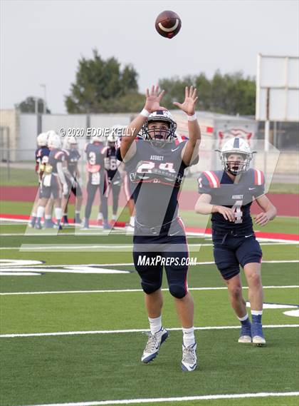 Thumbnail 2 in Terrell @ Aubrey photogallery.